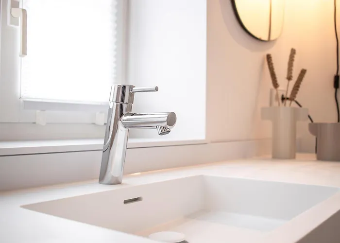 Im Altstadtgässchen Mit 3 Badezimmern Ferienhaus *